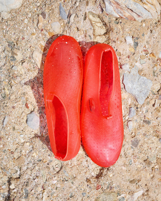 jelly slippers - red